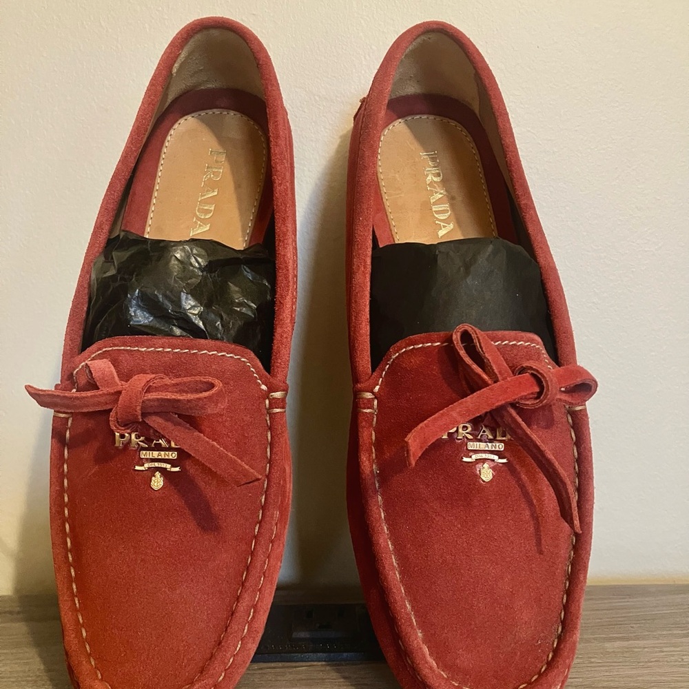 Prada women’s genuine suede leather Coral Red Loafers / flats , SIZE EU:38 - Picture 6 of 7